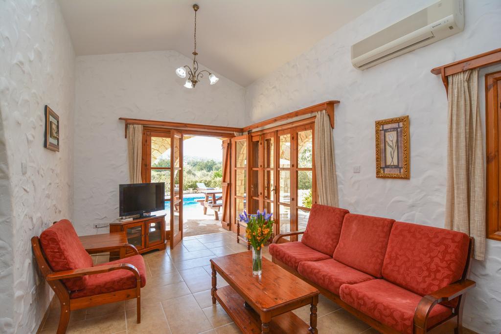 La Estancia Полис Экстерьер фото